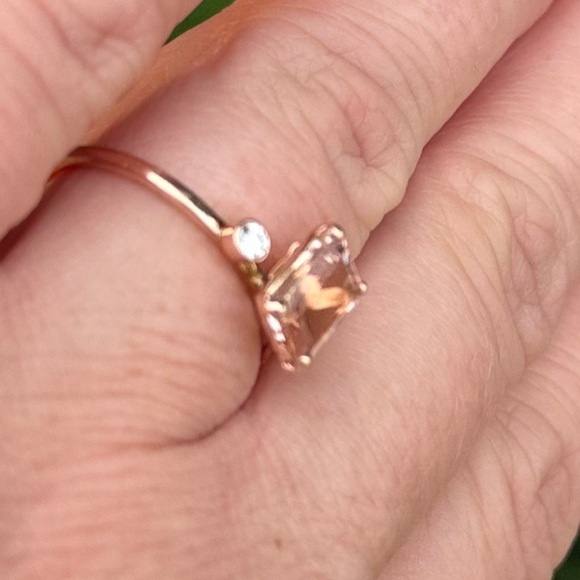✨💍Exquisite Morganite Emerald Cut and Diamond Princess Cut Rose Gold Ring 7 - Picture 6 of 9